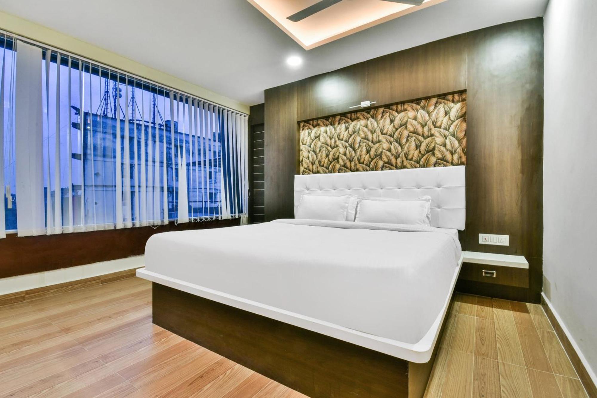 Collection O Addiction Hotel Patna  Exterior photo